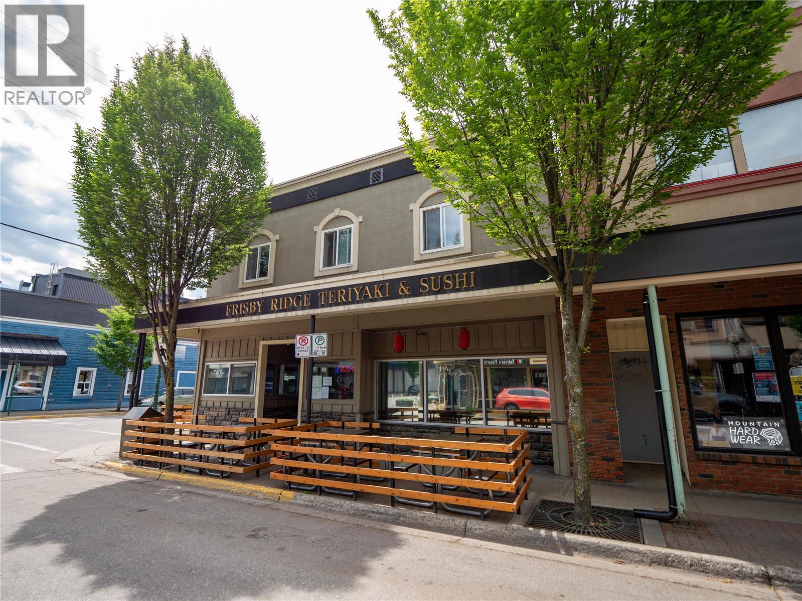  201 First Street West, Revelstoke