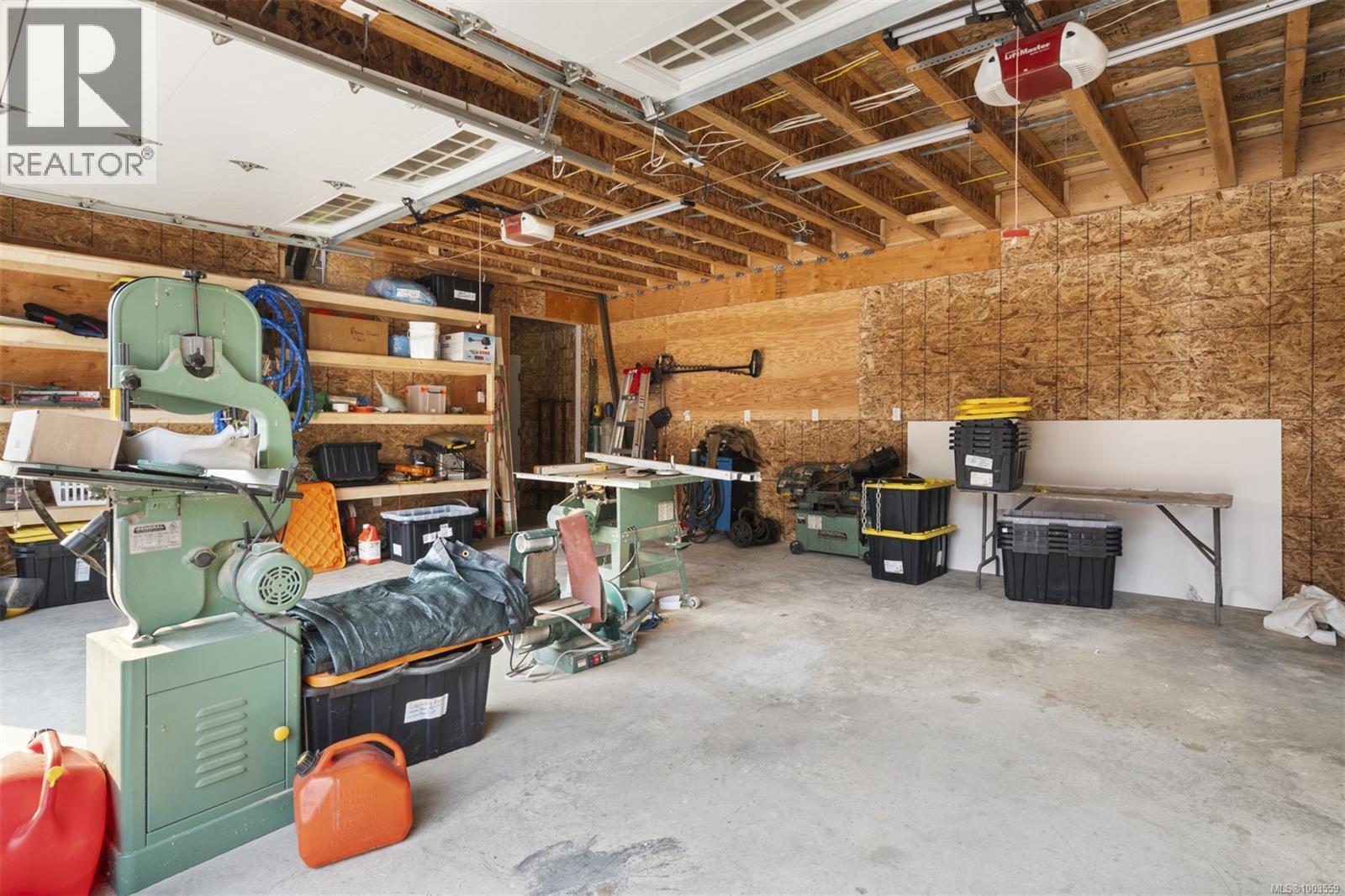 838 Rivers Edge Dr, Nanoose Bay