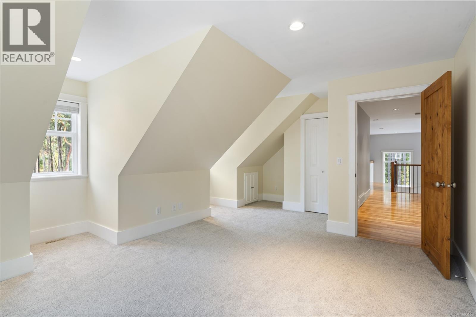 838 Rivers Edge Dr, Nanoose Bay