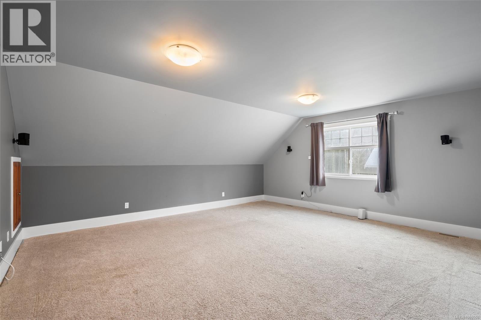 838 Rivers Edge Dr, Nanoose Bay