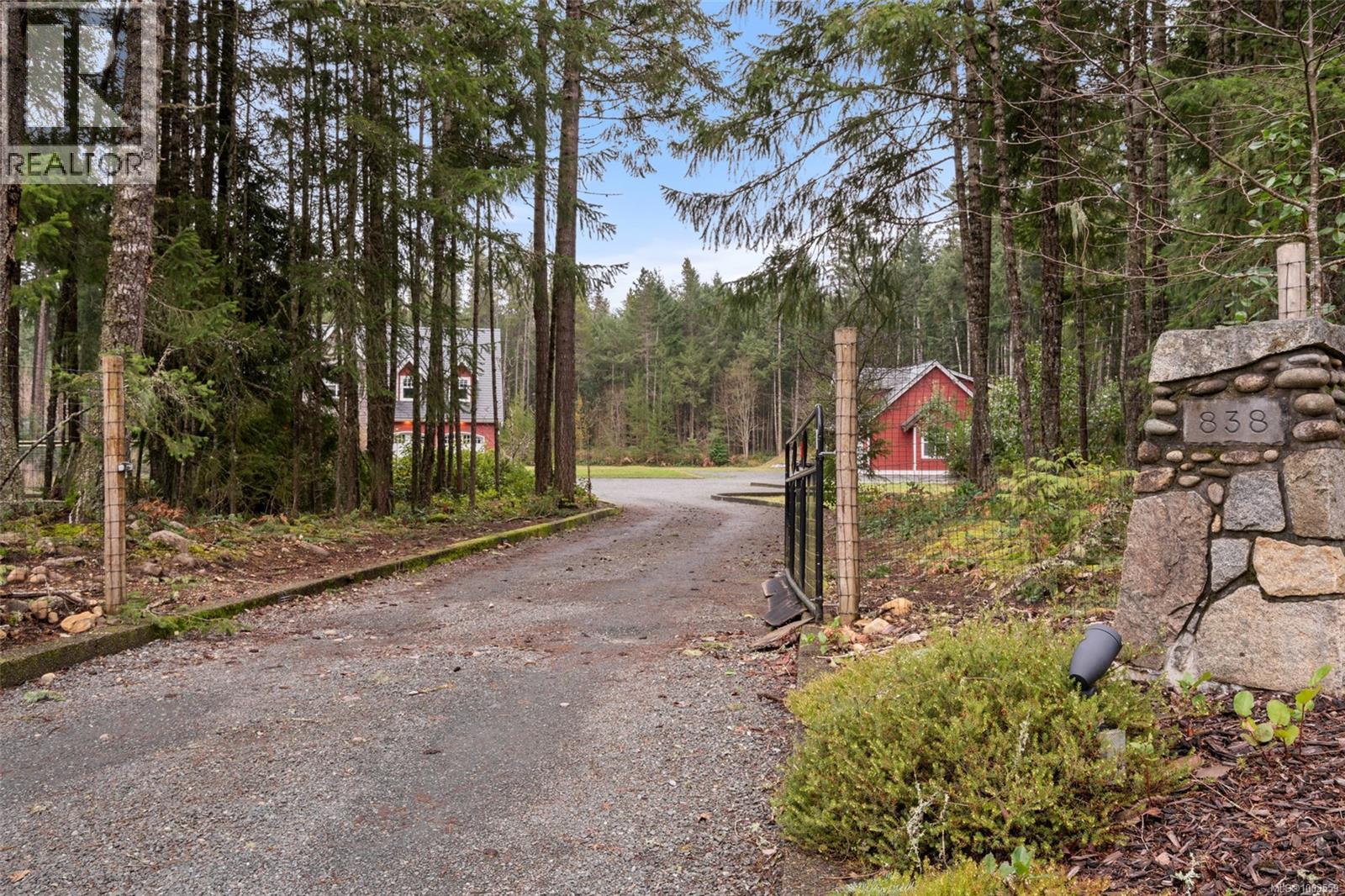 838 Rivers Edge Dr, Nanoose Bay