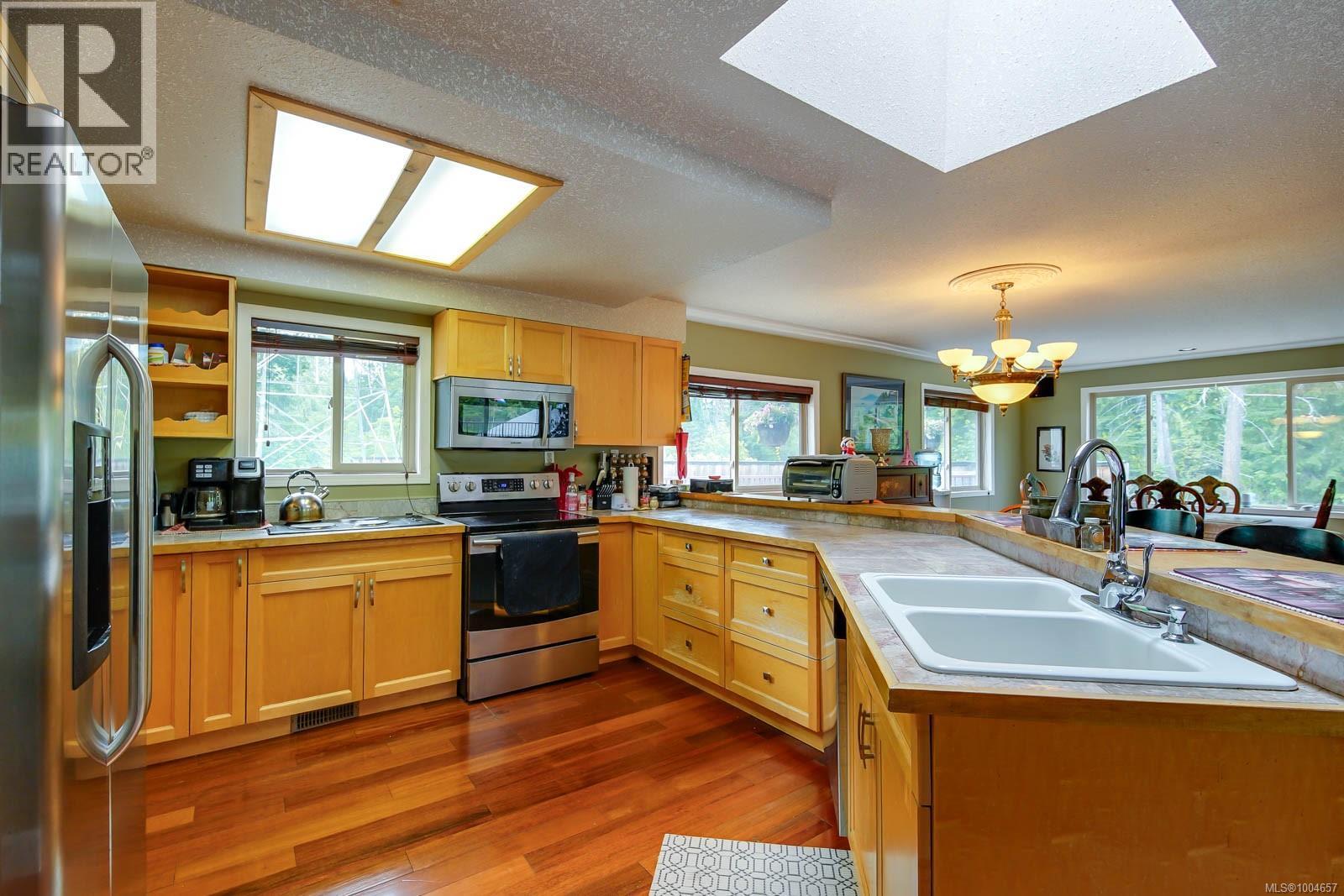 5090 Arden Rd, Port Alberni