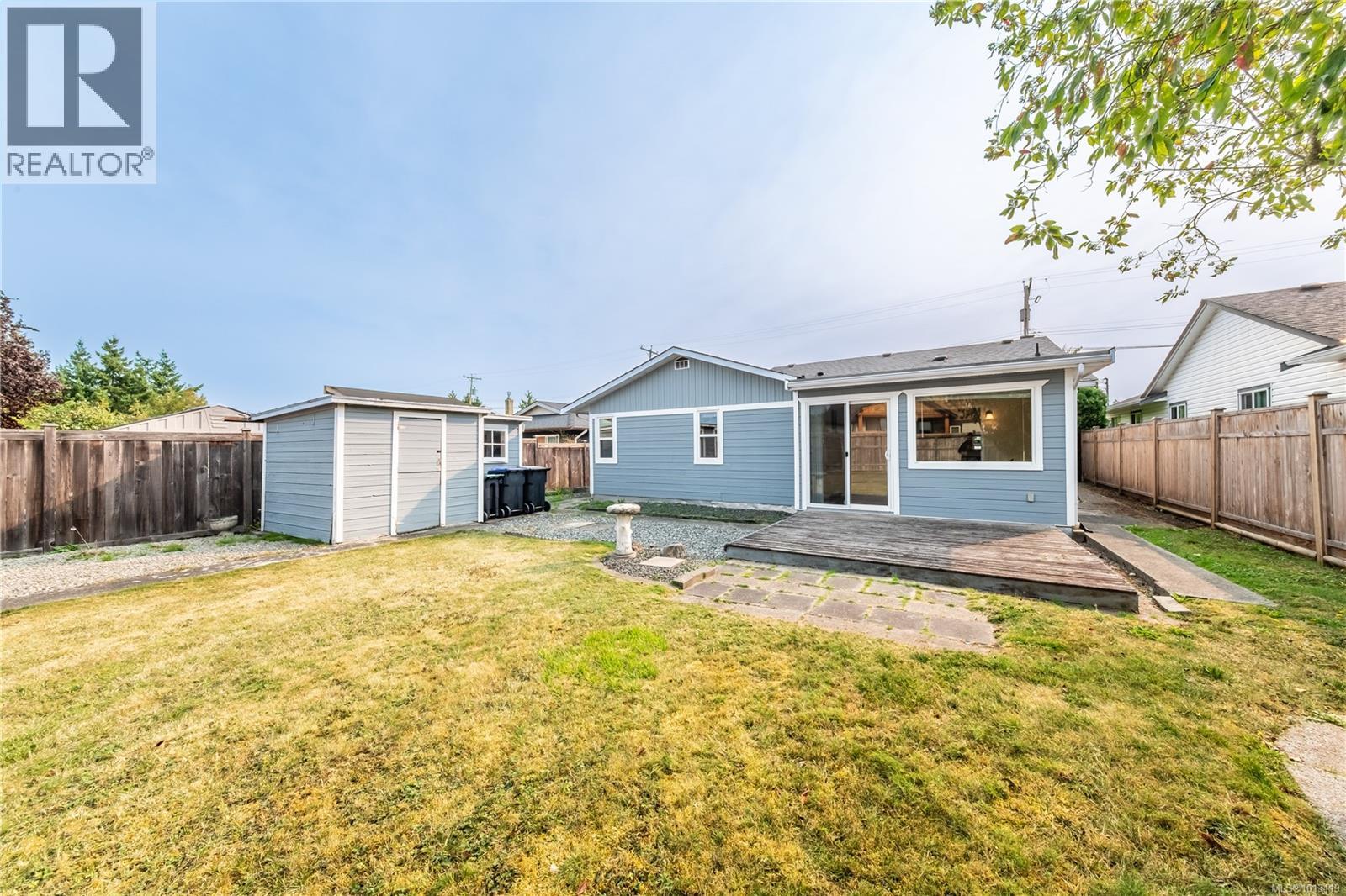 723 Phillips St, Parksville