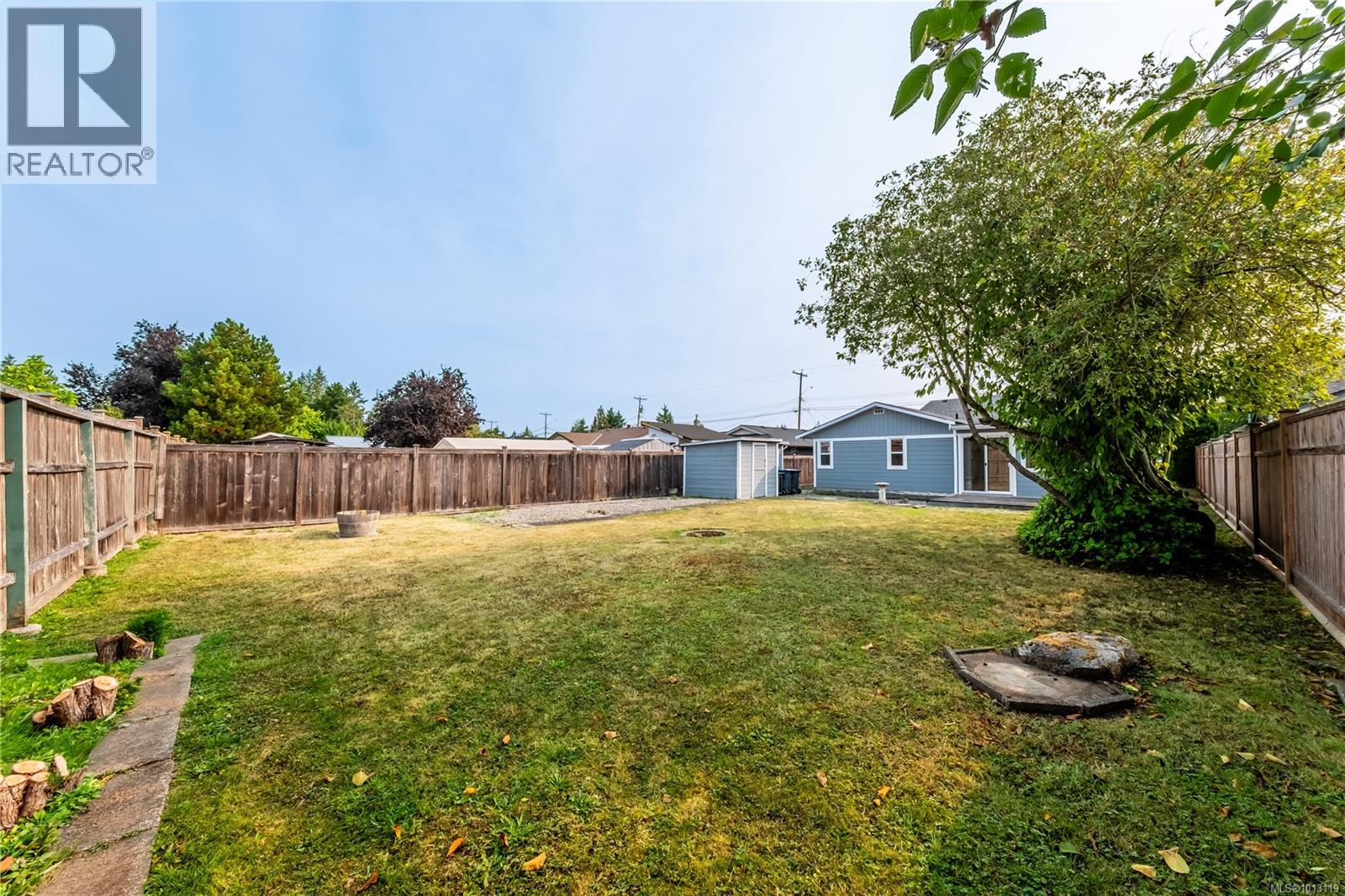 723 Phillips St, Parksville