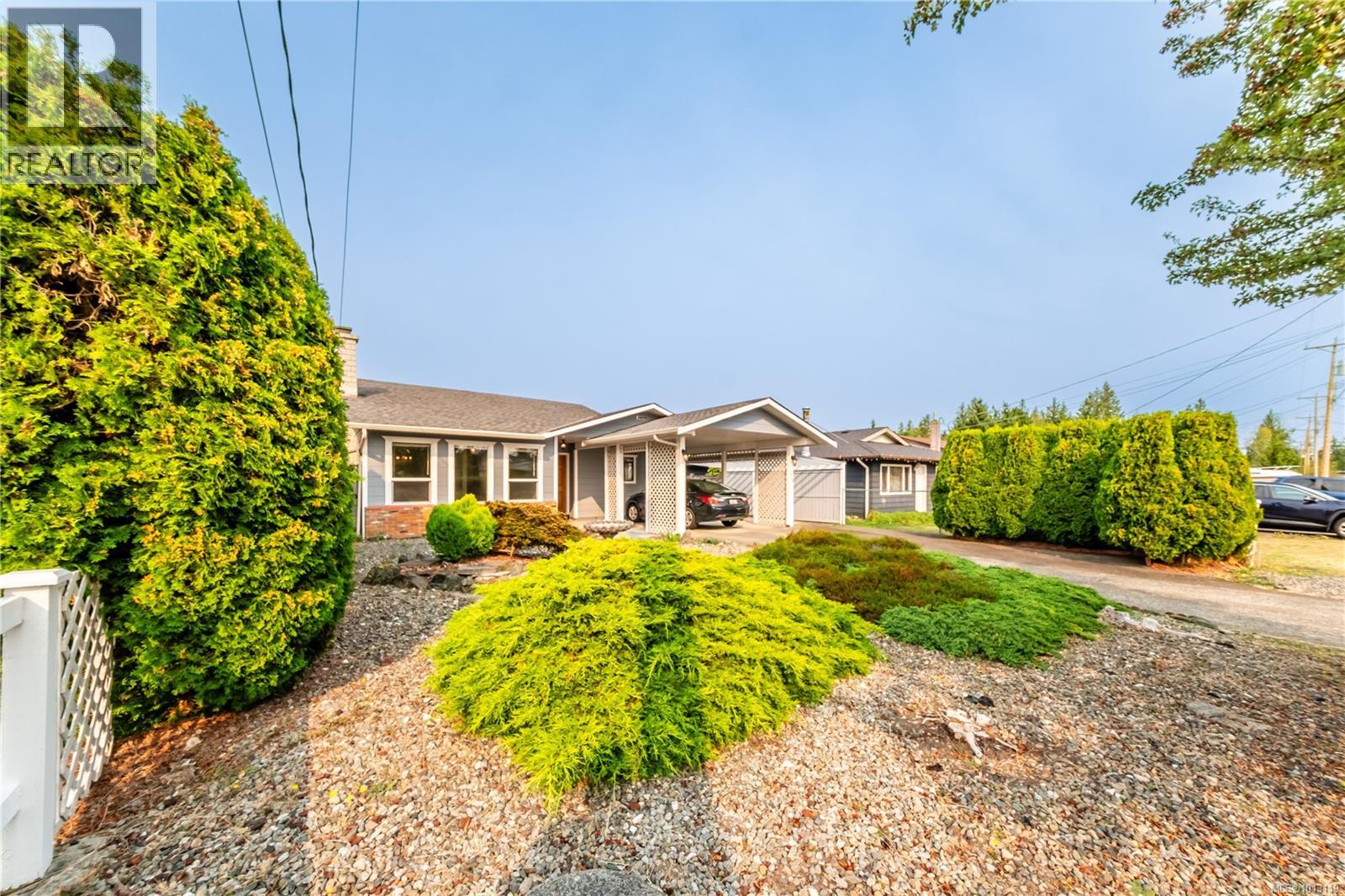 723 Phillips St, Parksville