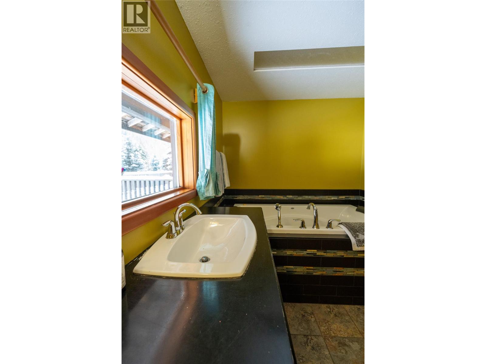 1918 Camozzi Road, Revelstoke