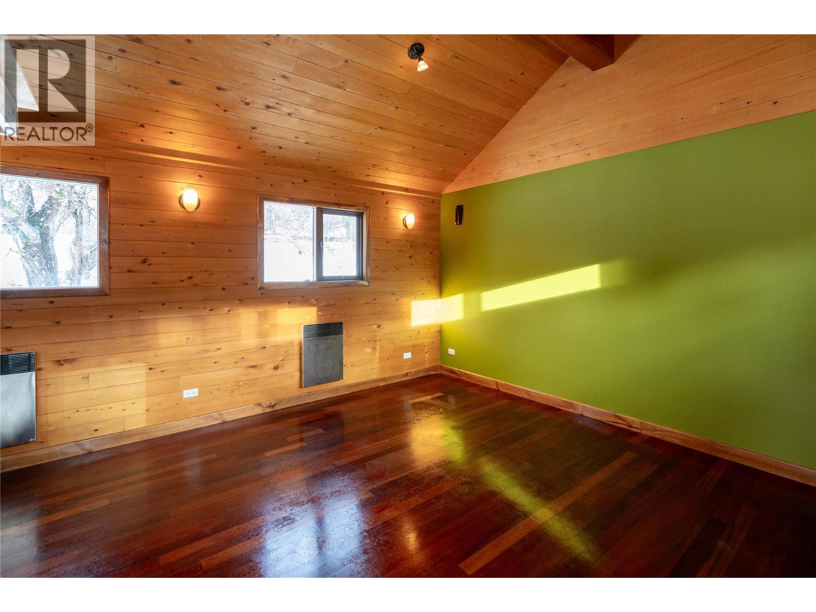 1918 Camozzi Road, Revelstoke