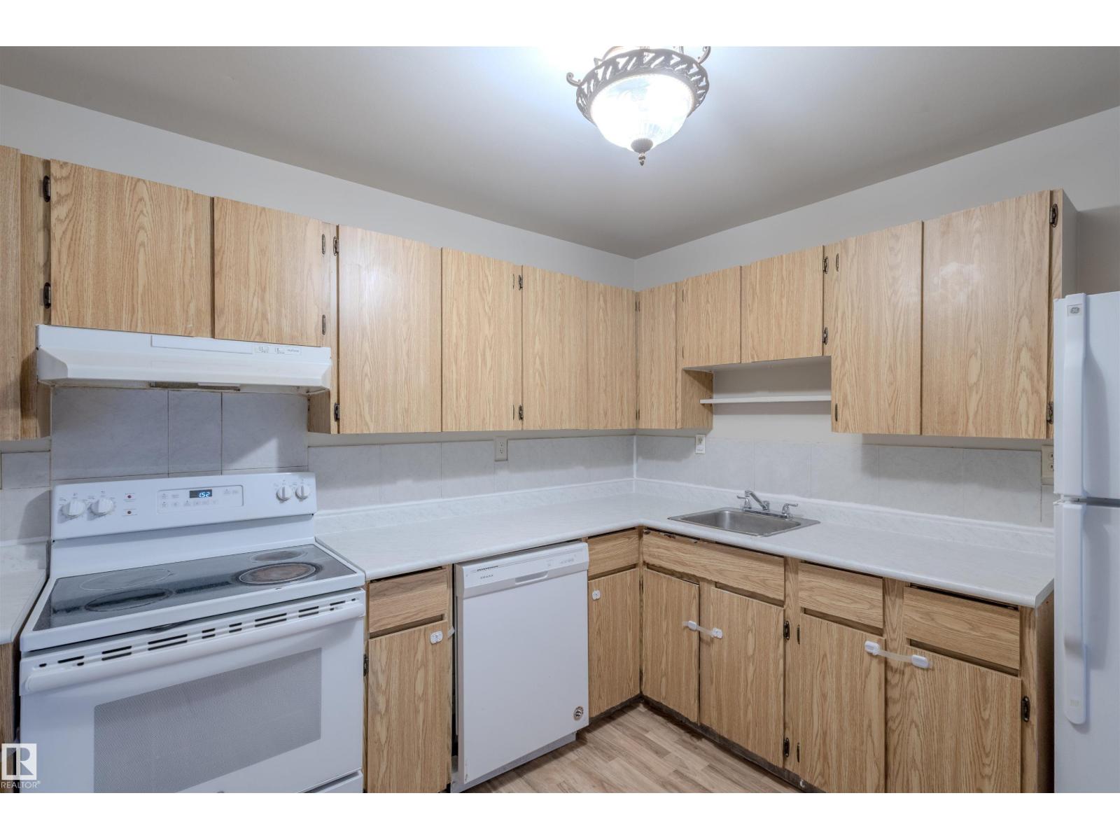 #311 2624 MILL WOODS RD E NW, Edmonton