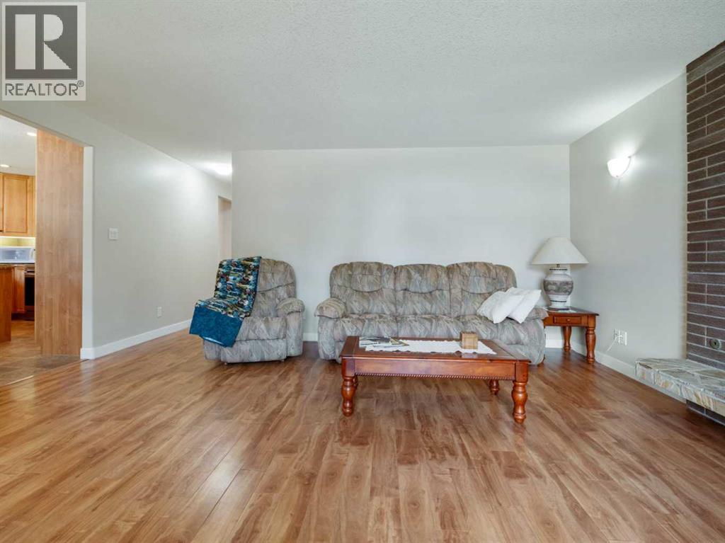 Single Family House Bungalow for Sale in  Normandy Road S Glendale Lethbridge 