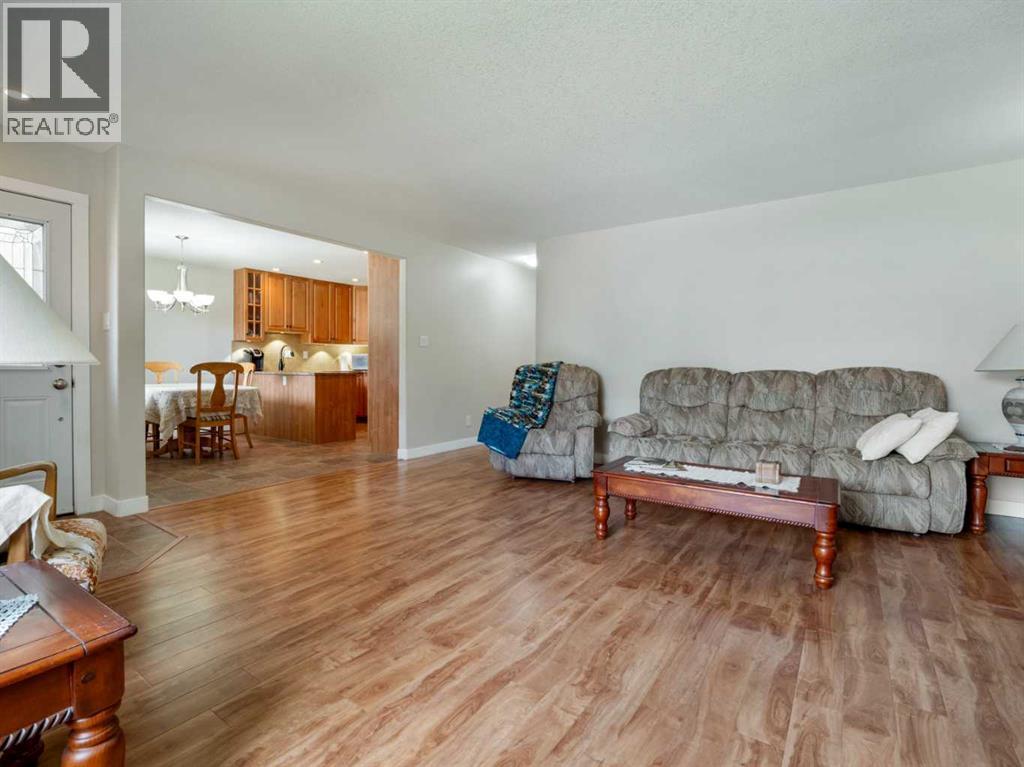 Single Family House Bungalow for Sale in  Normandy Road S Glendale Lethbridge 