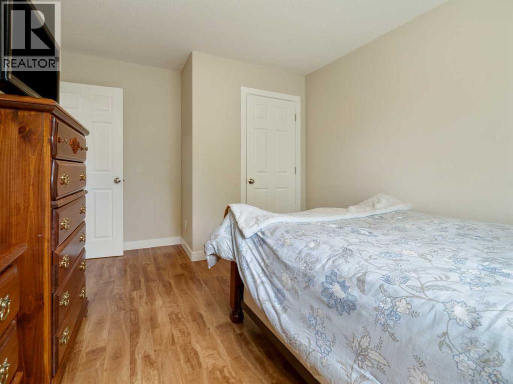 Single Family House Bungalow for Sale in  Normandy Road S Glendale Lethbridge 