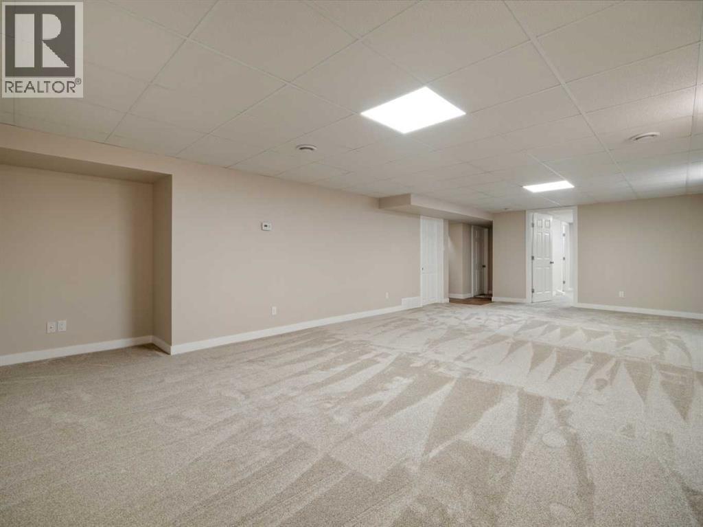 Single Family House Bungalow for Sale in  Normandy Road S Glendale Lethbridge 