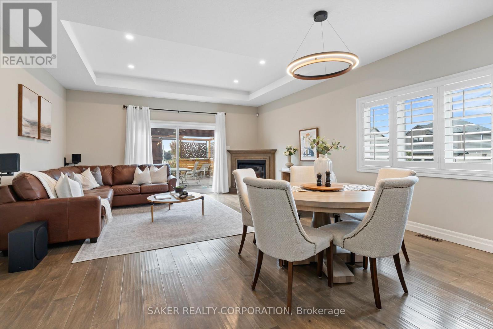 Single Family House Bungalow for Sale in  FINCH COURT Central Elgin (Belmont) 