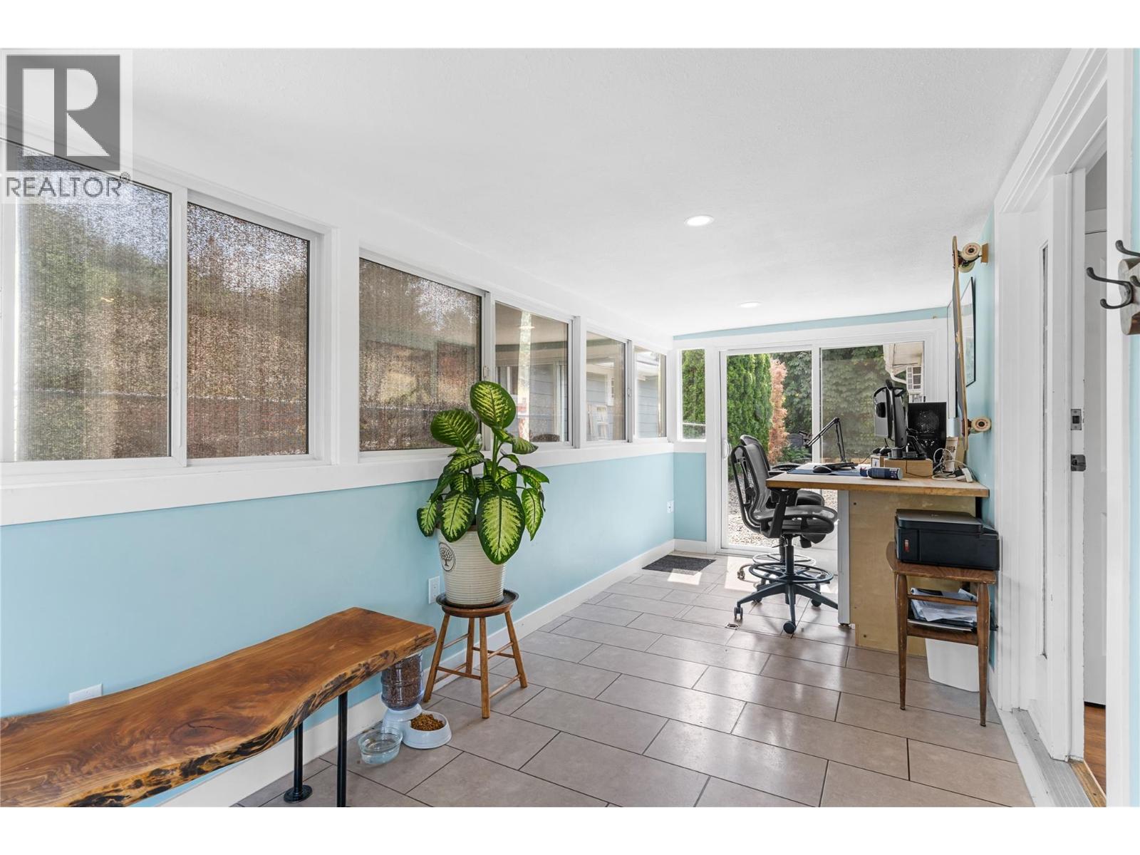  2990 McCulloch Road, Kelowna