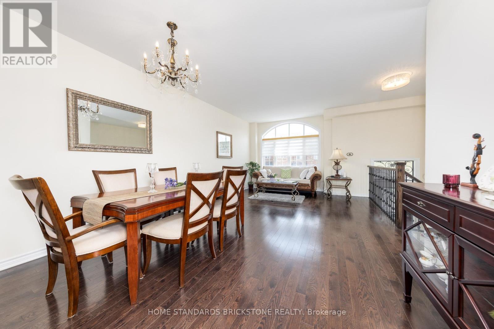 Single Family House for Sale in    DUFFERIN STREET Vaughan (Patterson) 