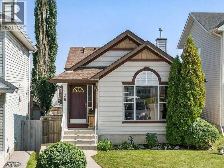 Single Family House 4 Level for Sale in  Hidden Hills Place NW Hidden Valley Calgary 