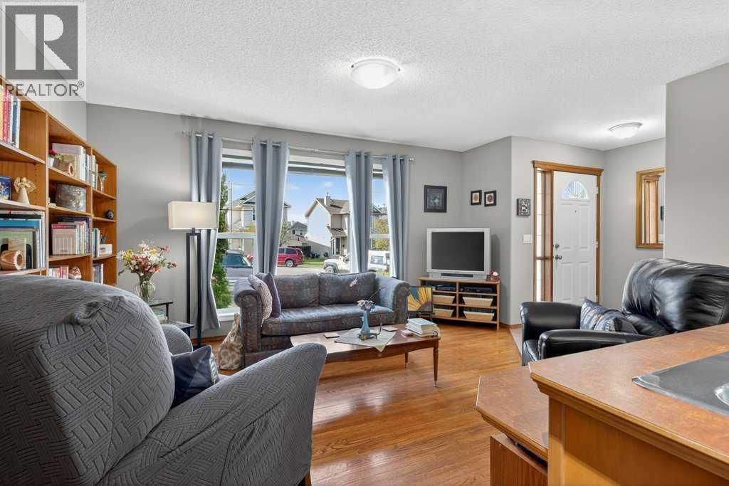 Single Family House 4 Level for Sale in  Hidden Hills Place NW Hidden Valley Calgary 