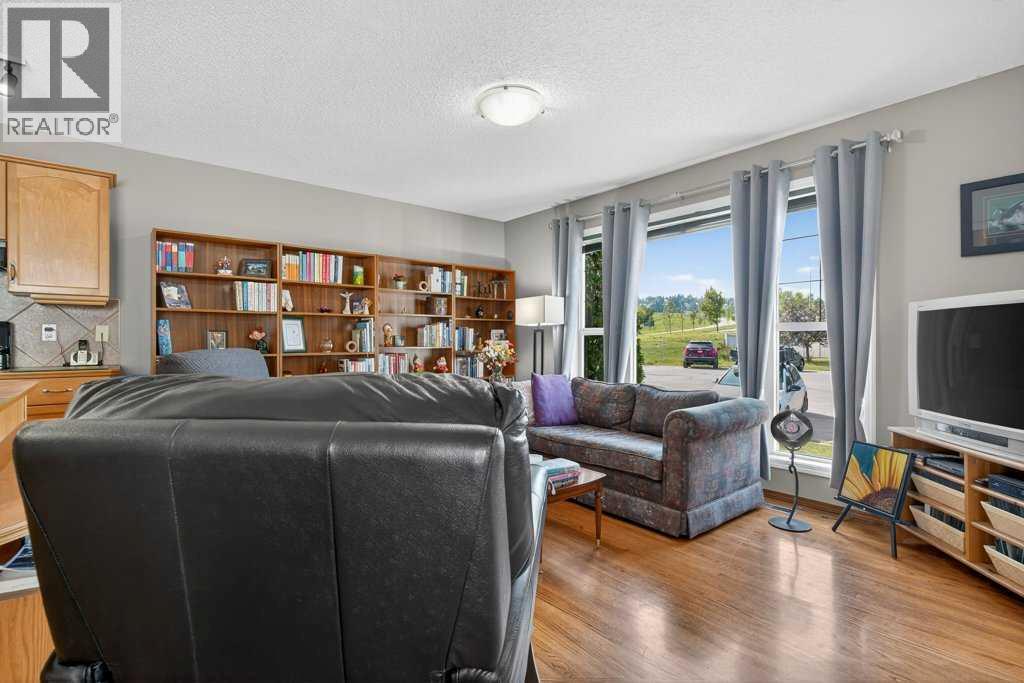 Single Family House 4 Level for Sale in  Hidden Hills Place NW Hidden Valley Calgary 
