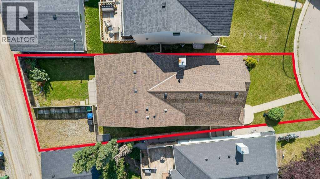 Single Family House 4 Level for Sale in  Hidden Hills Place NW Hidden Valley Calgary 