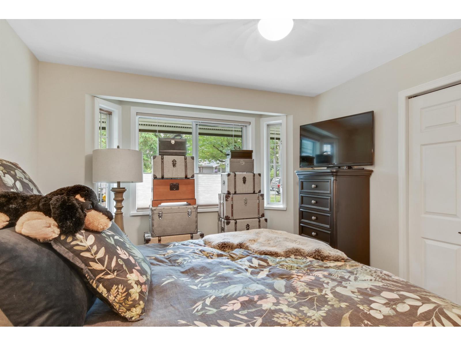 19927 37 AVENUE, Langley