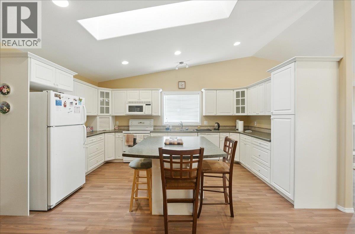 7761 Devito Drive, Trail