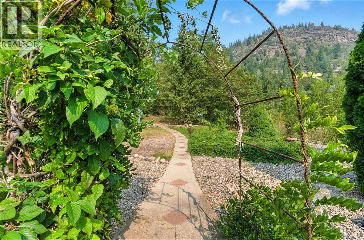 7761 Devito Drive, Trail
