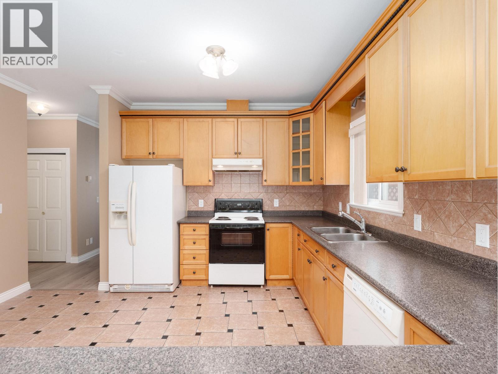 7474 ELWELL STREET, Burnaby