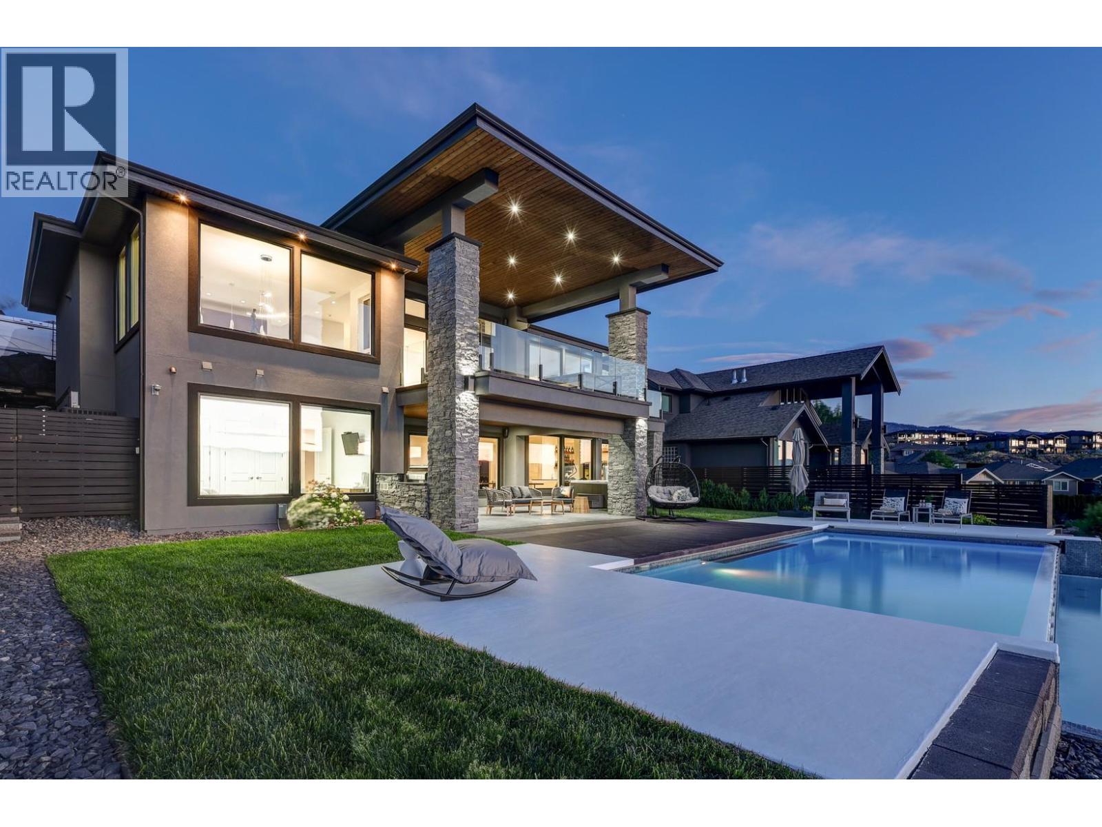  858 Clarance Avenue, Kelowna