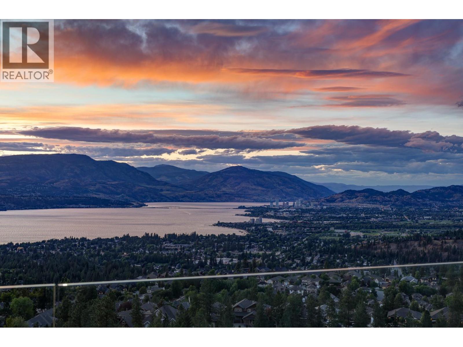 858 Clarance Avenue, Kelowna