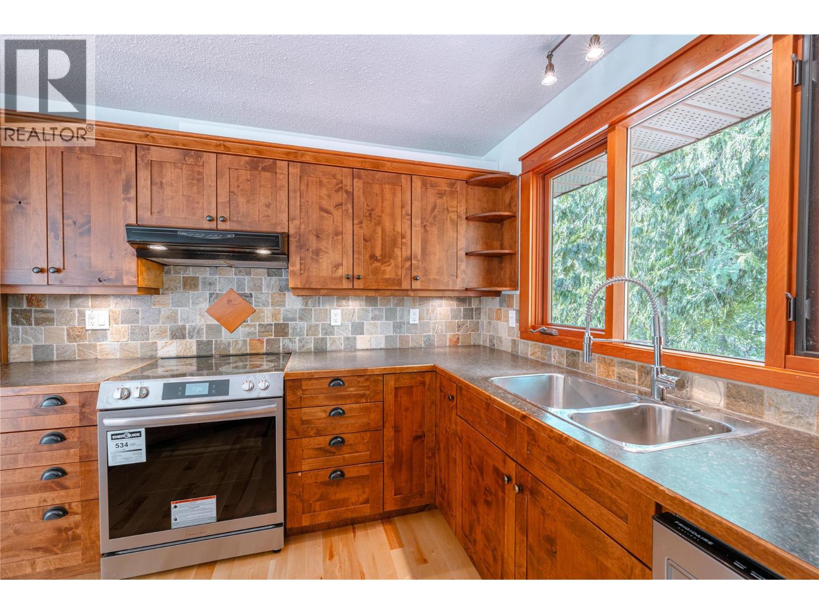387 Pearkes Drive Lot# 5, Revelstoke