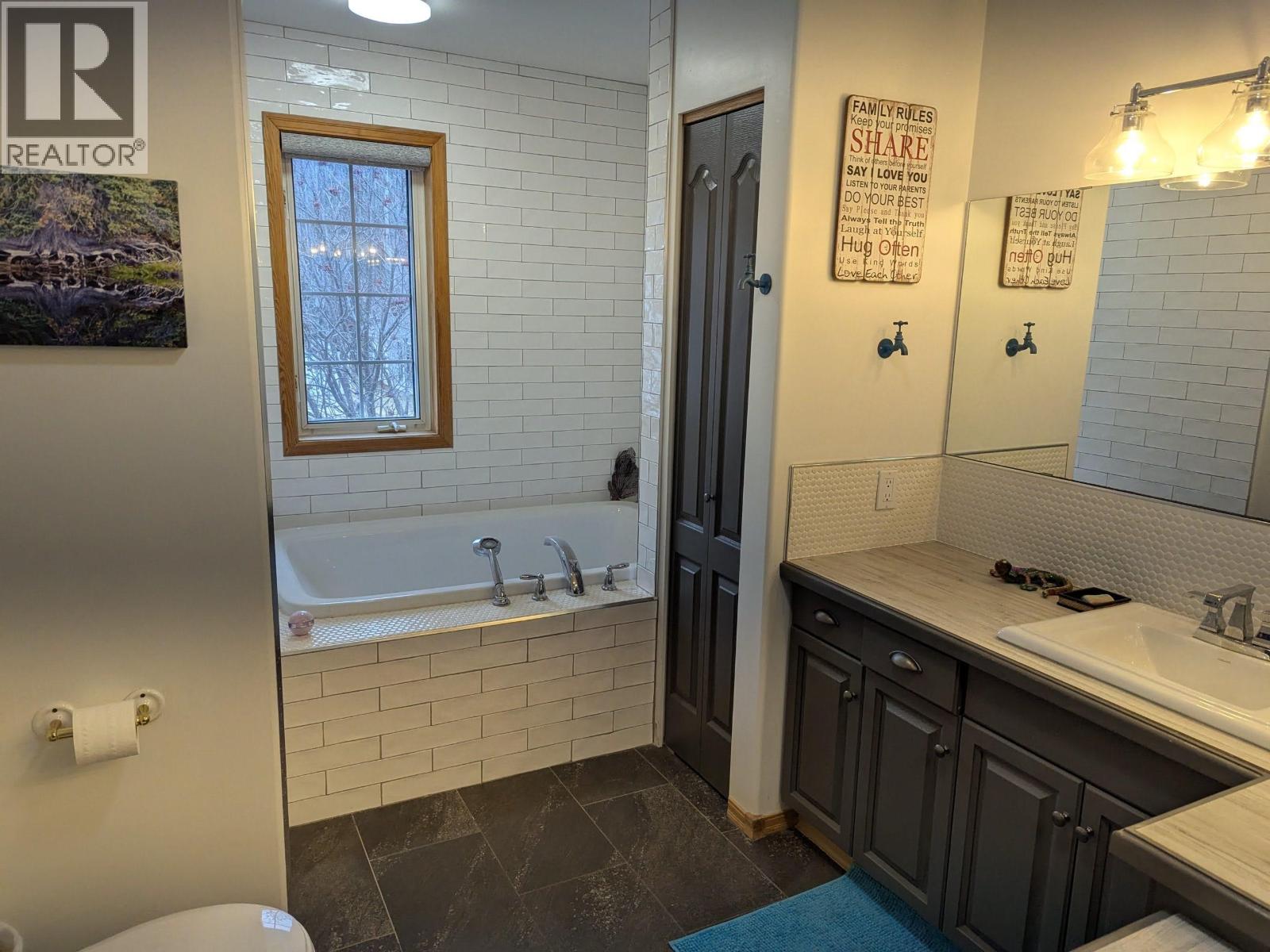 1311 LAGOPUS PLACE, Smithers