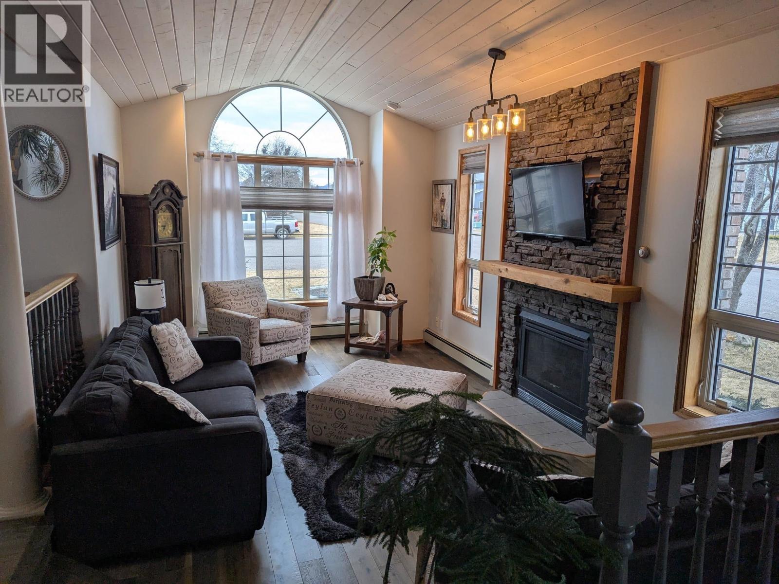 1311 LAGOPUS PLACE, Smithers