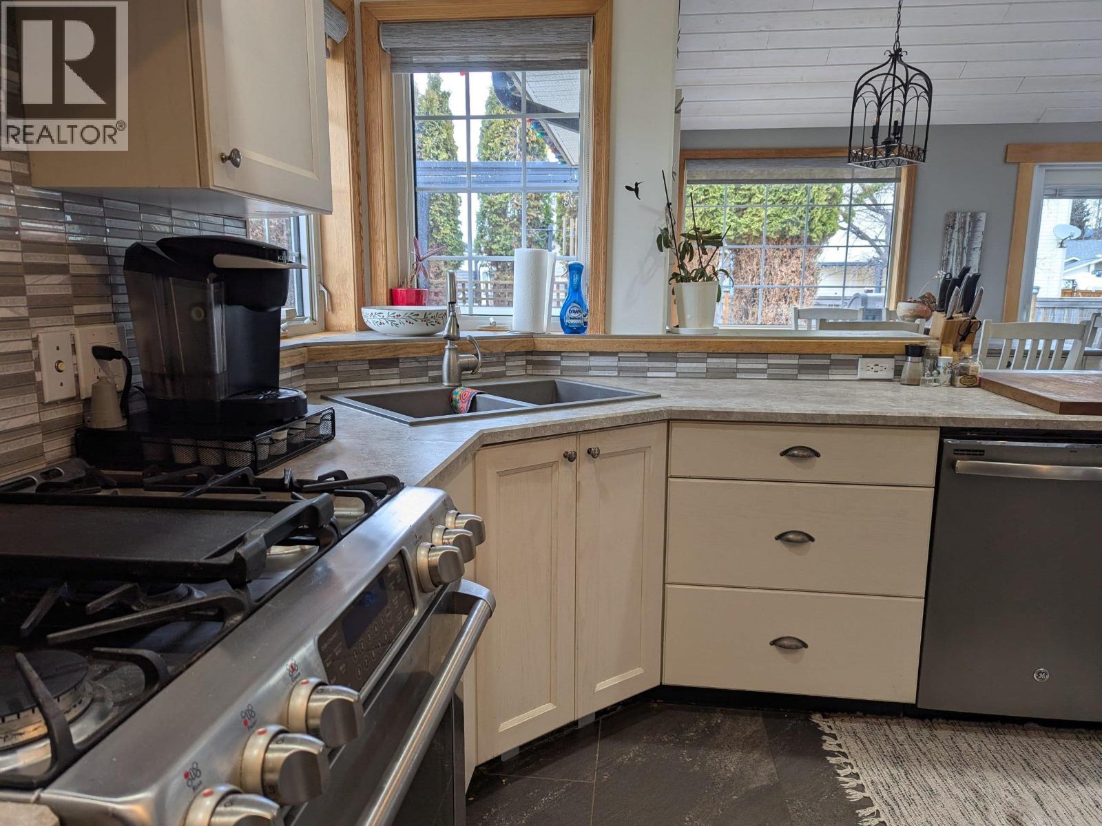 1311 LAGOPUS PLACE, Smithers