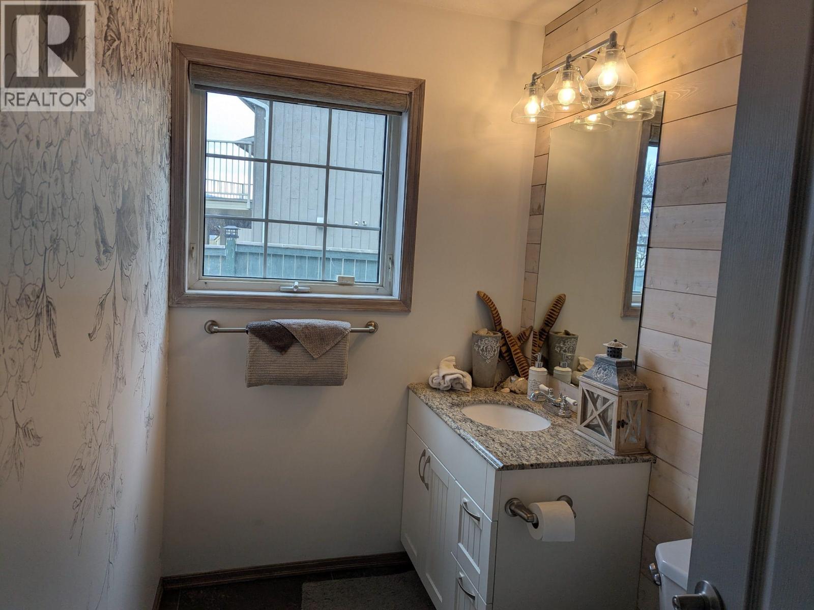 1311 LAGOPUS PLACE, Smithers