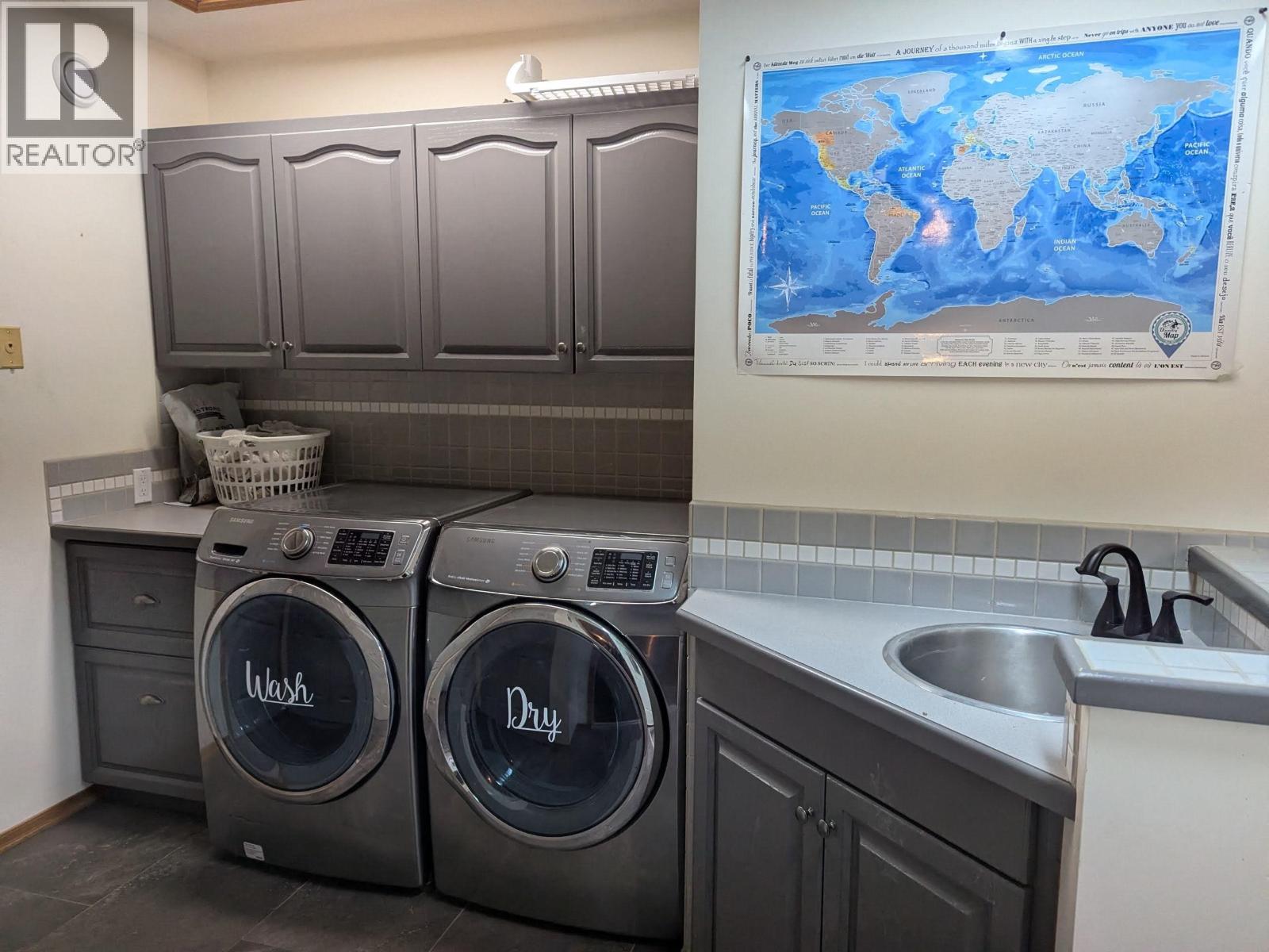 1311 LAGOPUS PLACE, Smithers