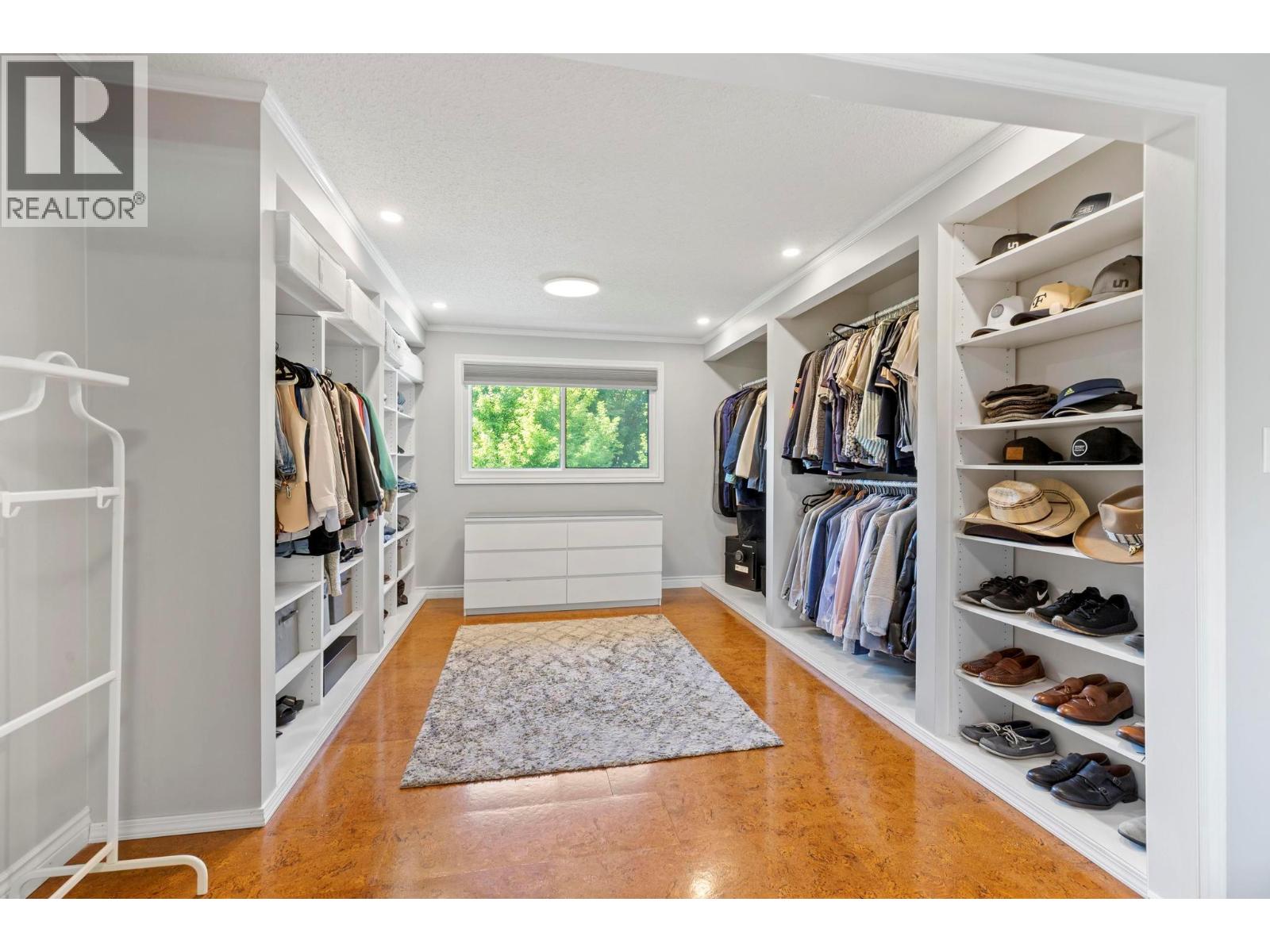  4540 Lakeshore Road, Kelowna