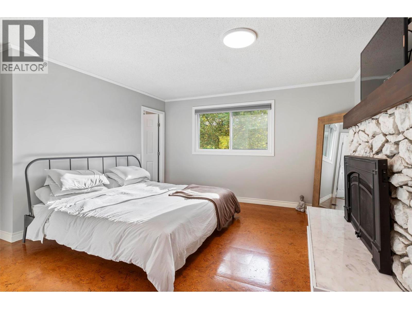  4540 Lakeshore Road, Kelowna