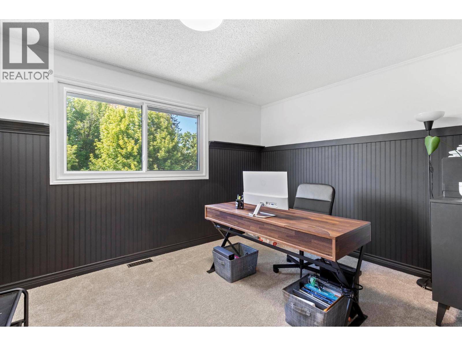  4540 Lakeshore Road, Kelowna