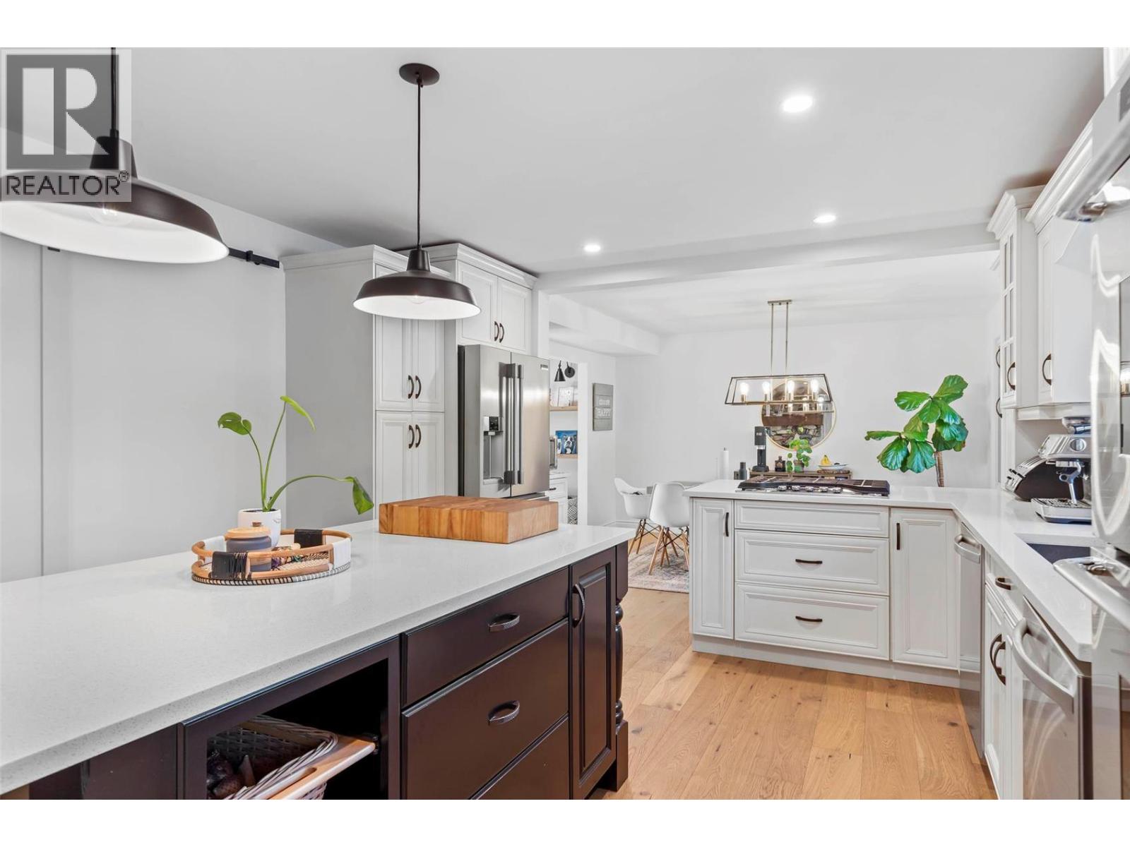  4540 Lakeshore Road, Kelowna
