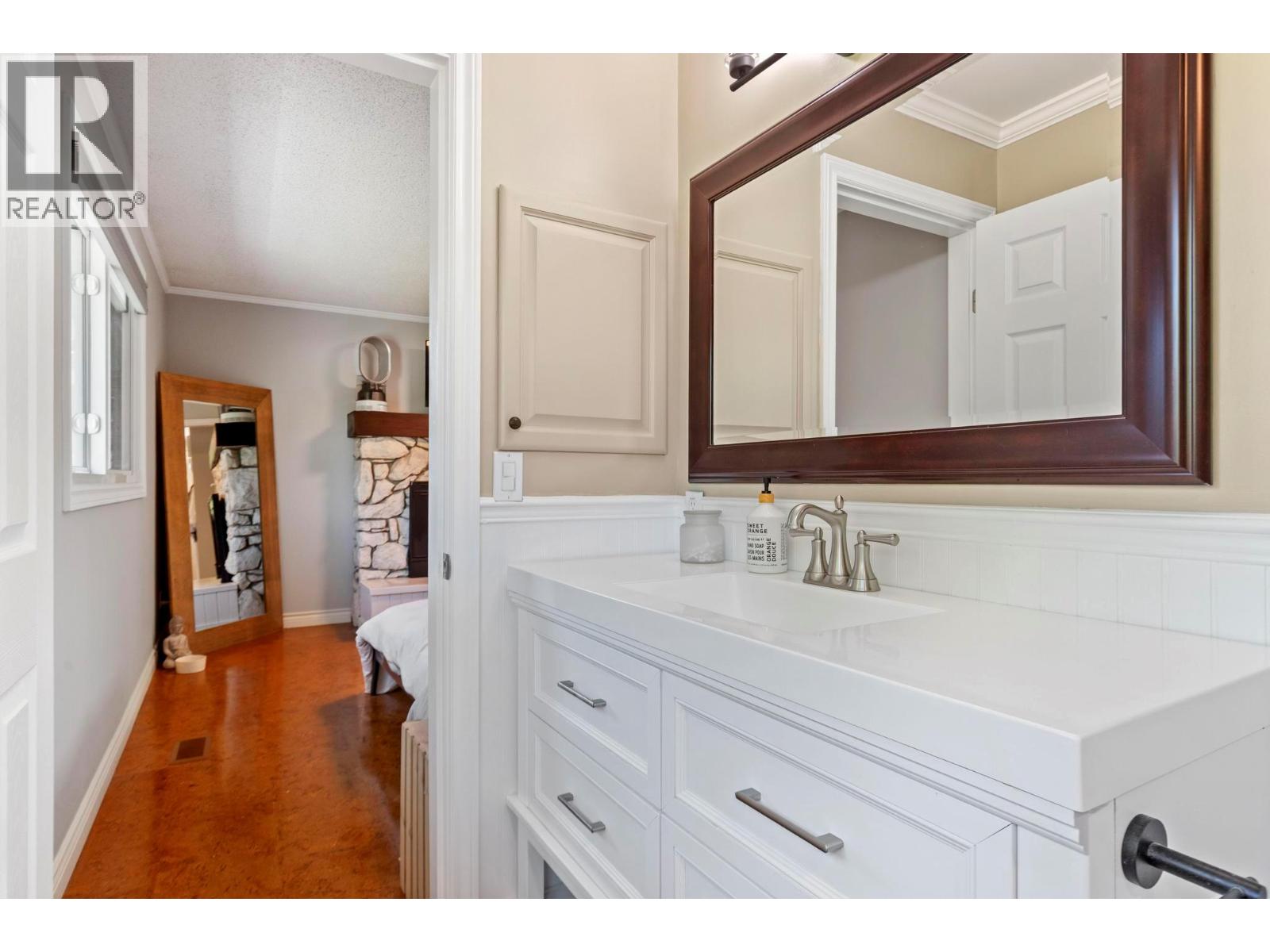  4540 Lakeshore Road, Kelowna