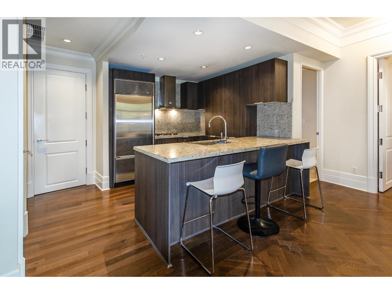 103 540 WATERS EDGE CRESCENT, West Vancouver