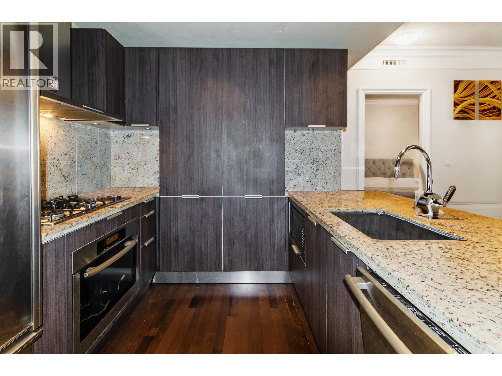 103 540 WATERS EDGE CRESCENT, West Vancouver