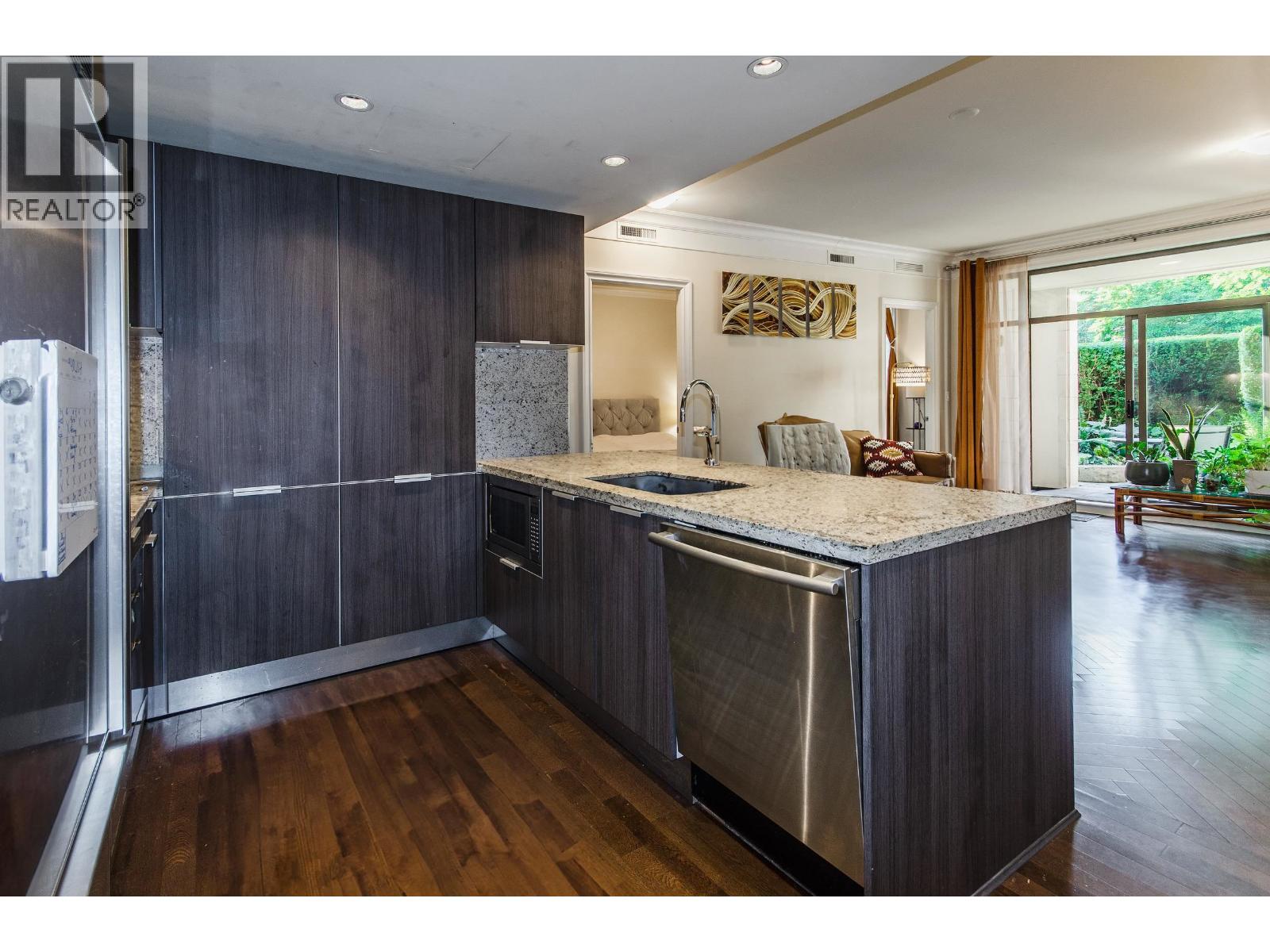 103 540 WATERS EDGE CRESCENT, West Vancouver
