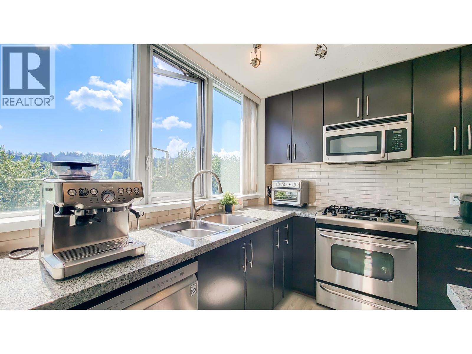 1208 660 NOOTKA WAY, Port Moody