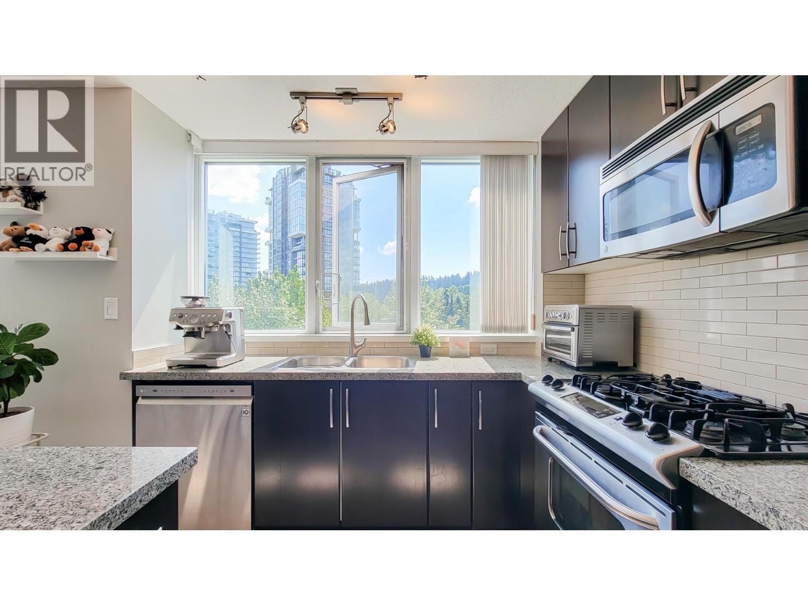 1208 660 NOOTKA WAY, Port Moody