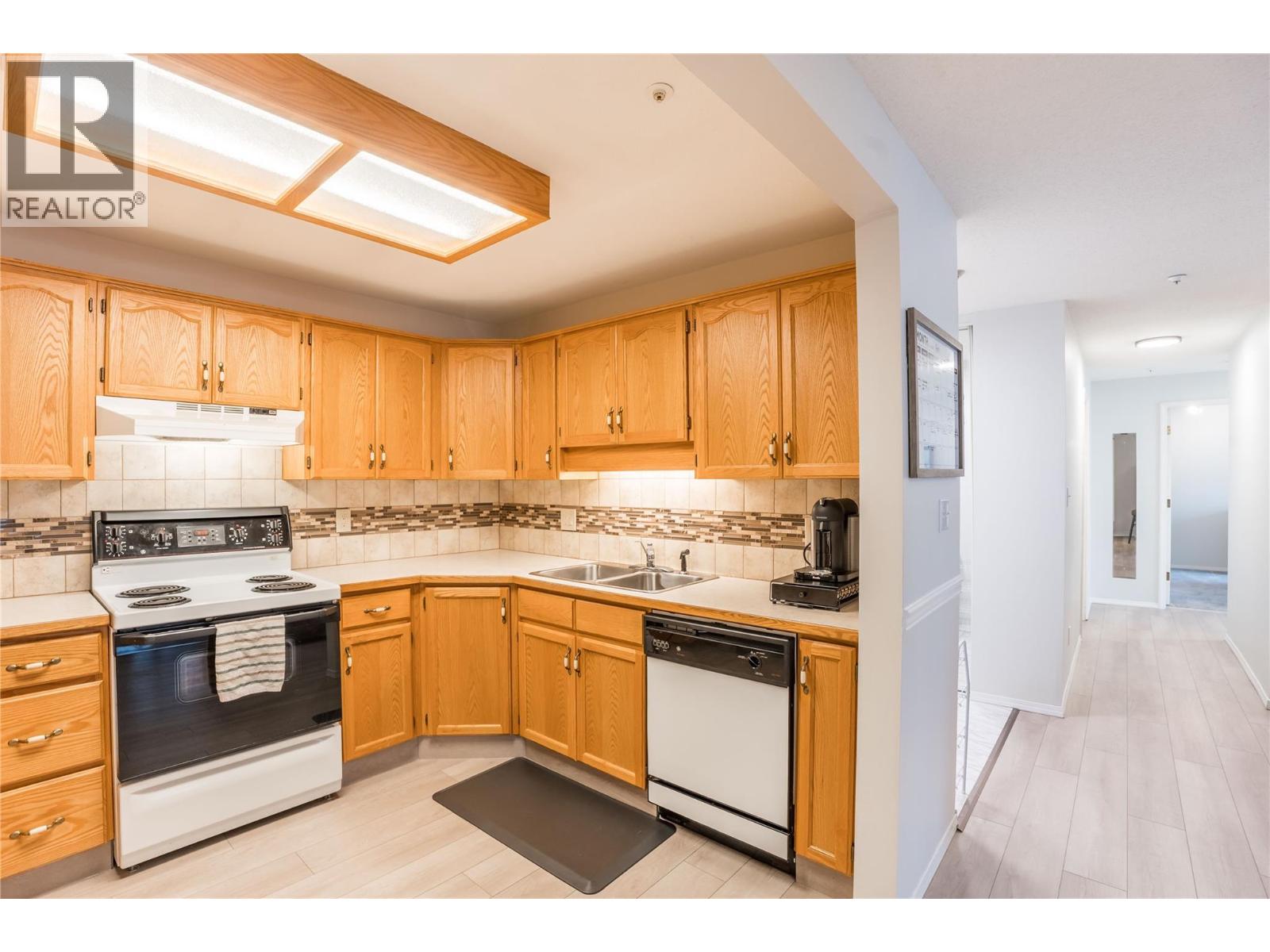 106 1750 ATKINSON Street, Penticton