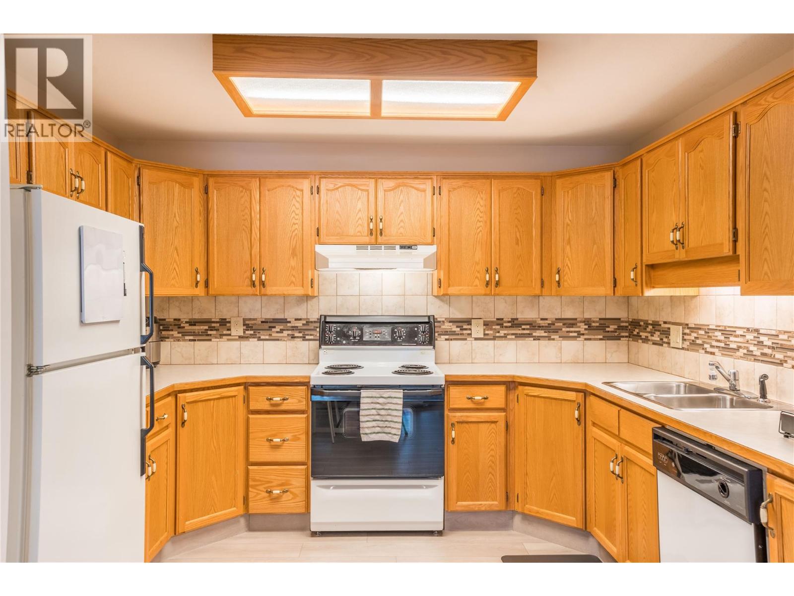 106 1750 ATKINSON Street, Penticton