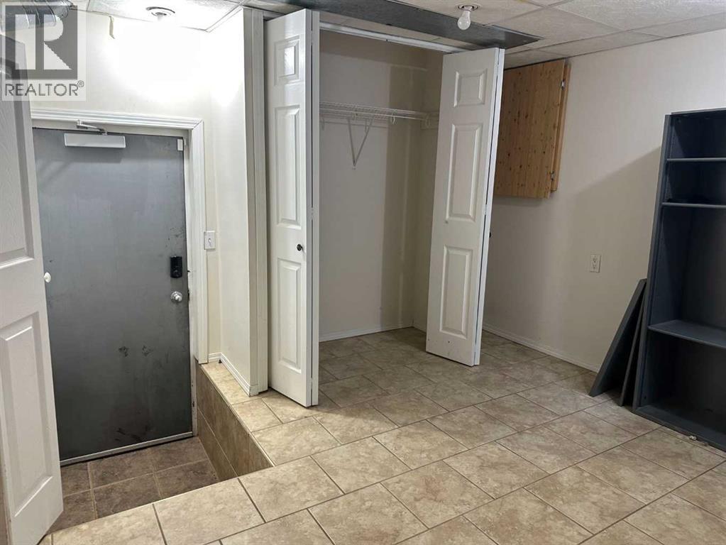 600 Signal Road, Fort McMurray