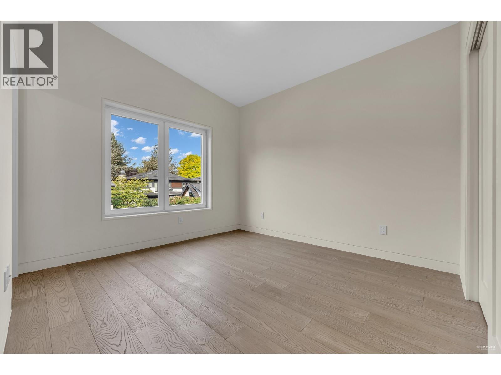 4465 WALLACE STREET, Vancouver