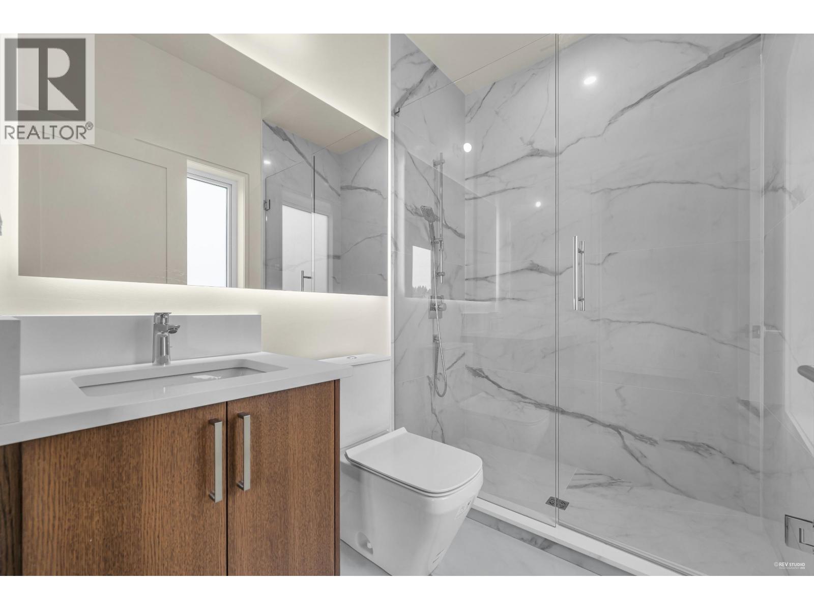 4465 WALLACE STREET, Vancouver